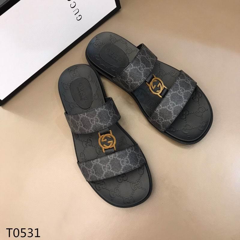 Gucci Men's Slippers 697